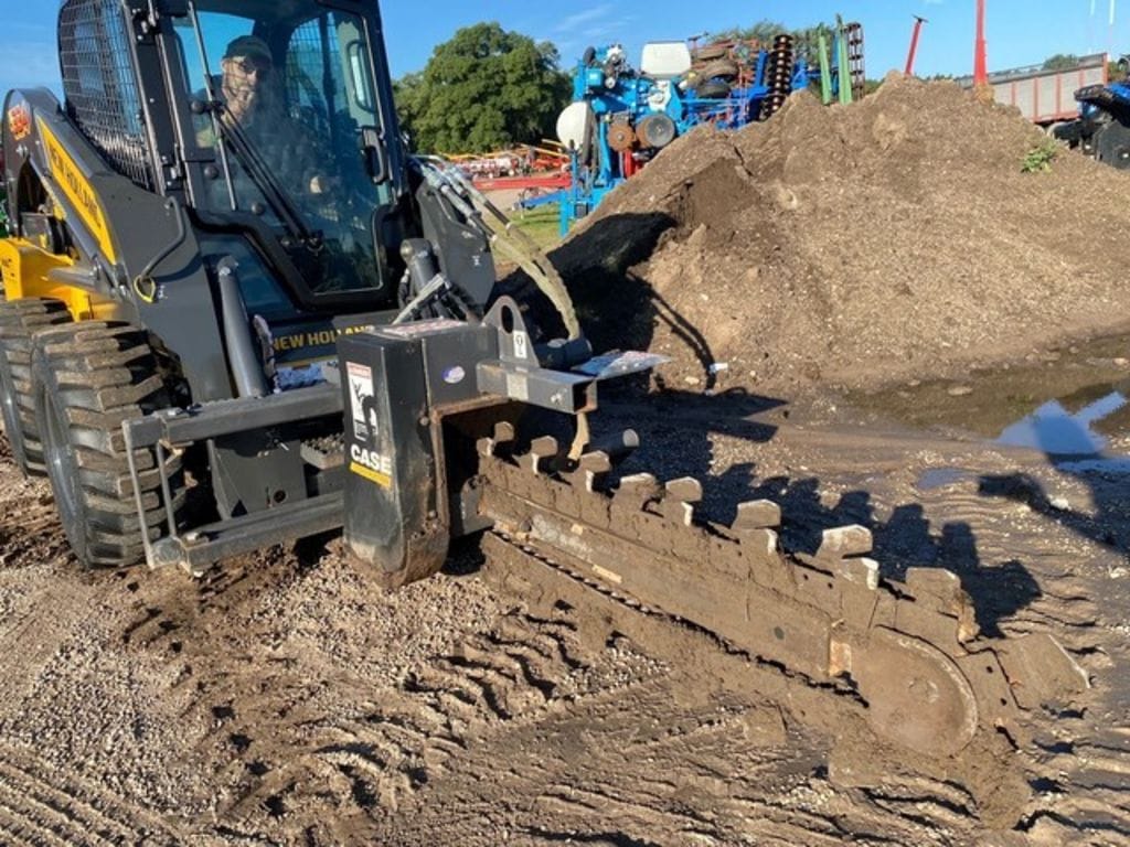 Main image Case Trencher