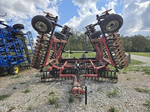 Image of Case IH 330 Turbo Till equipment image 4