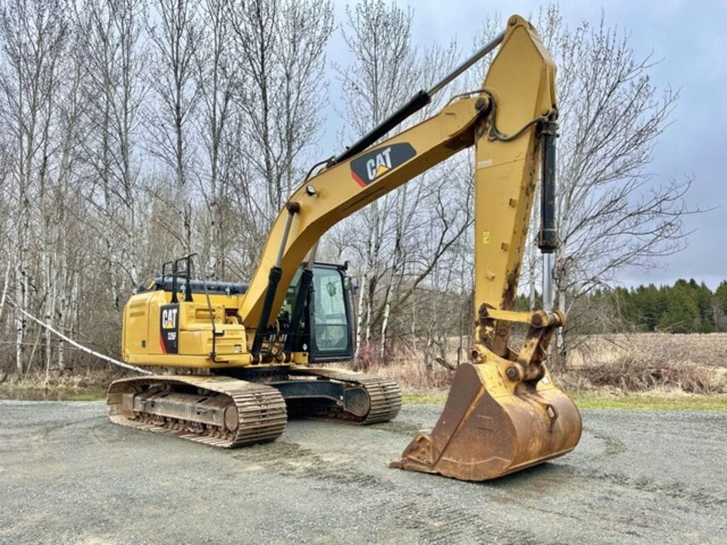 Main image Caterpillar 326FL