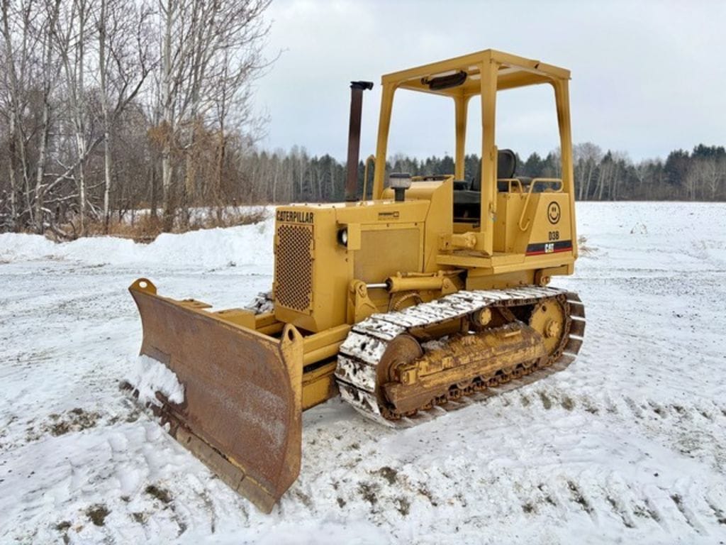 1985 Caterpillar D3B Equipment Image0