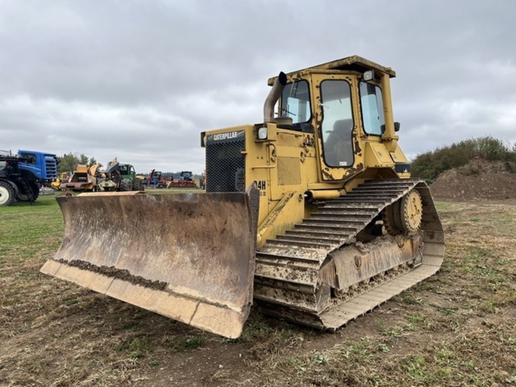 Caterpillar D4H-LGP Equipment Image0