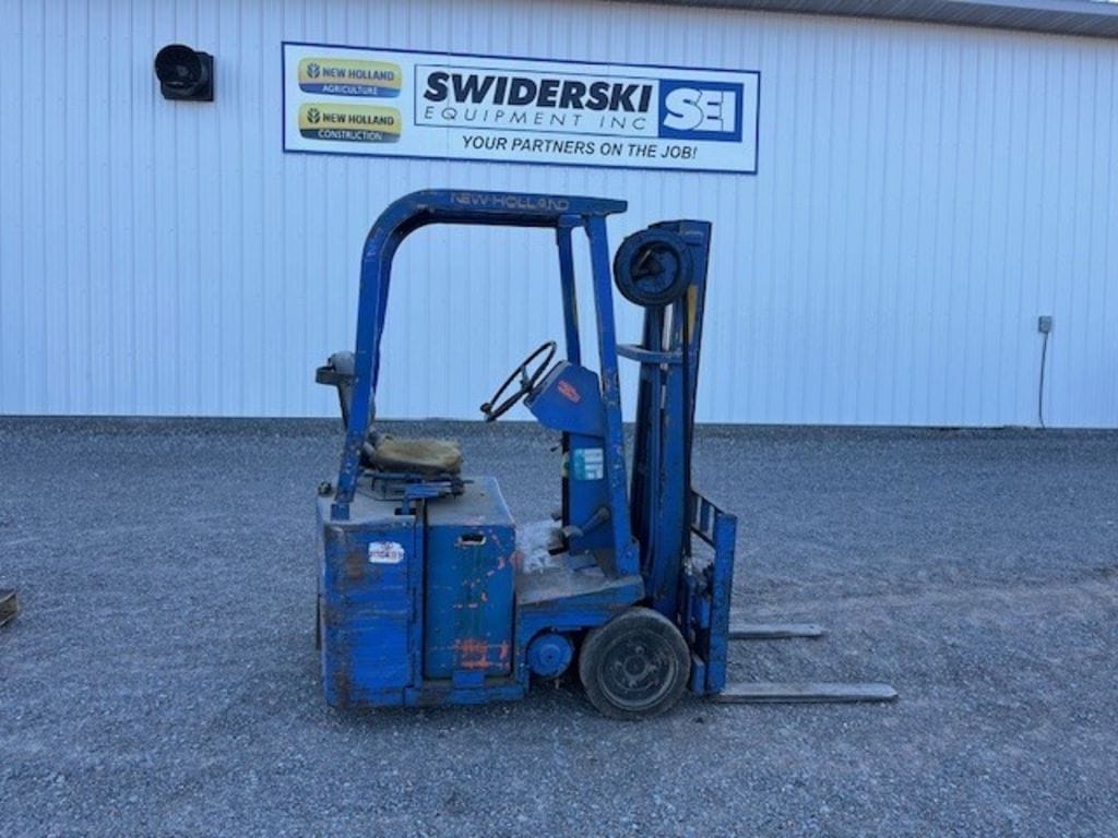 Main image Clark Forklift