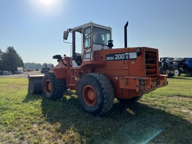 Image of Daewoo Mega 200 equipment image 4