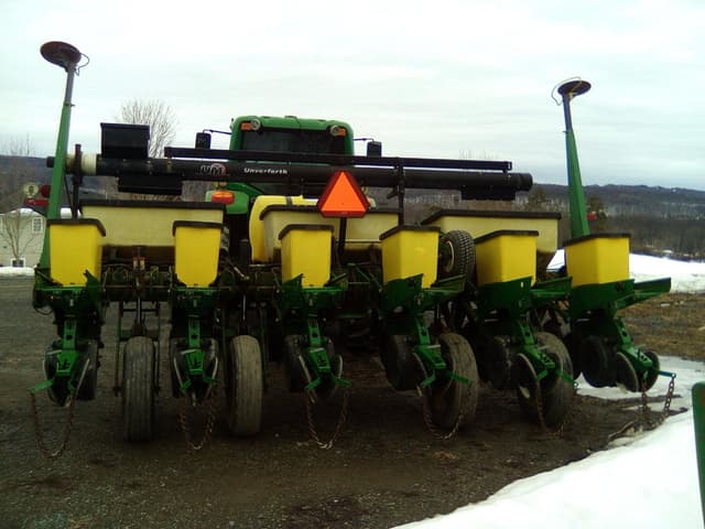 Image of John Deere 1750 equipment image 4