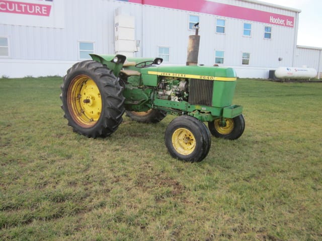 Main image John Deere 2640