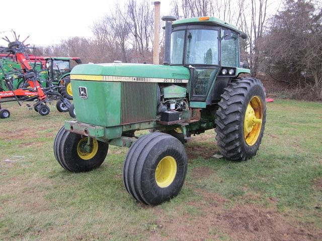 Image of John Deere 4840 Primary image