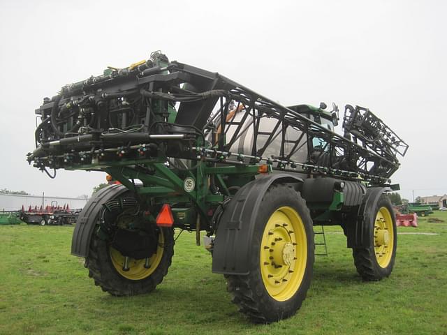 Image of John Deere 4940 equipment image 4