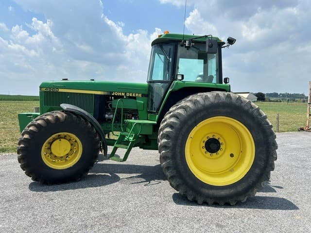 Image of John Deere 4960 equipment image 1