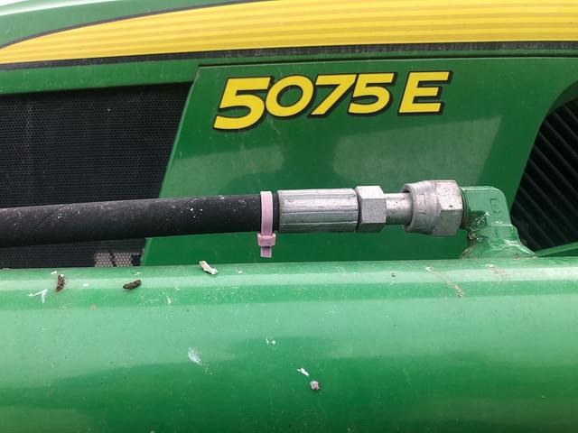 Image of John Deere 5075E equipment image 1