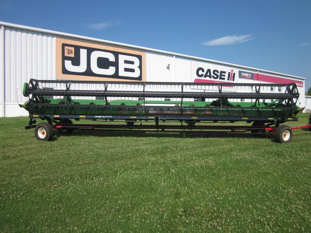 Image of John Deere 635F equipment image 1