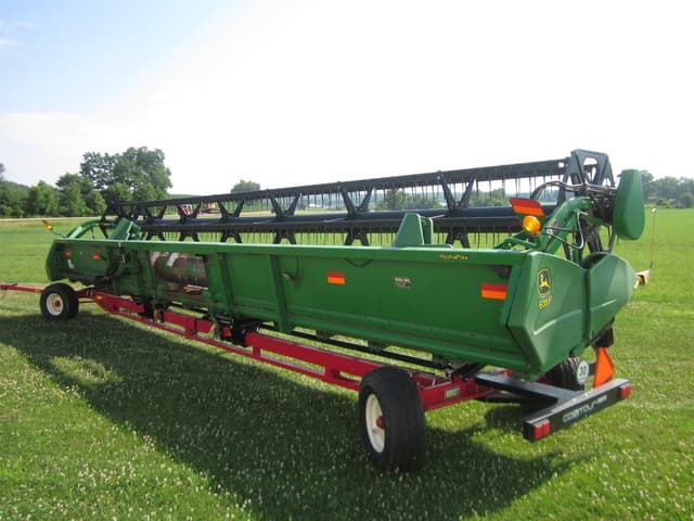 Image of John Deere 635F equipment image 4
