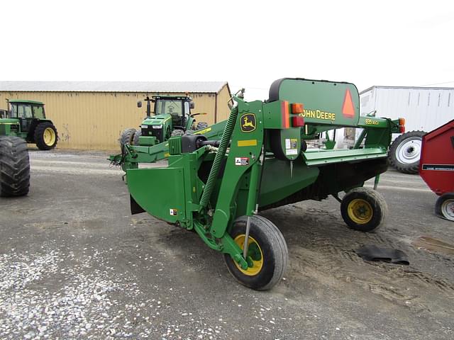 Image of John Deere 835 equipment image 3