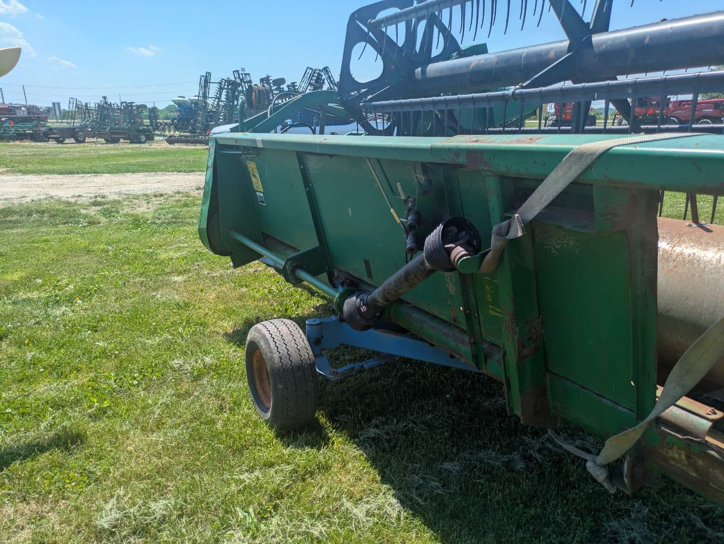 John Deere 925F Equipment Image0
