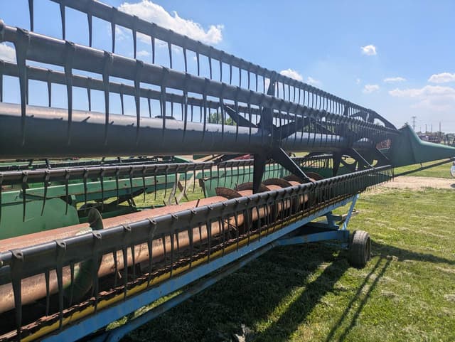Image of John Deere 925F equipment image 3