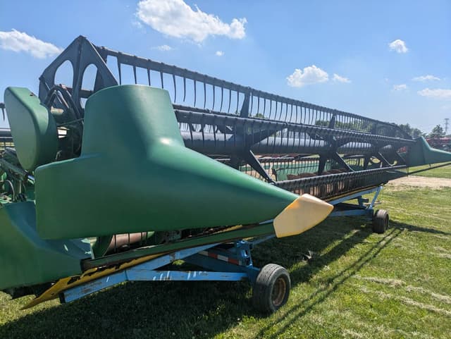 Image of John Deere 925F equipment image 4