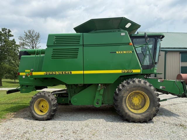 Image of John Deere 9400 Image 1