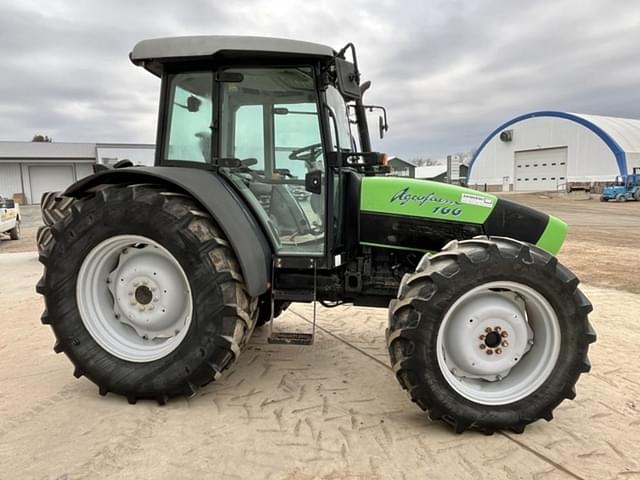 Image of Deutz-Fahr Agrotron 100  equipment image 3