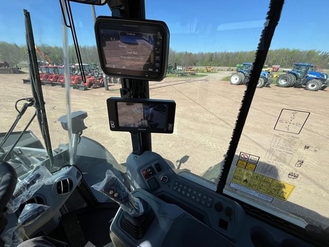 Image of Develon DL220-7 equipment image 4