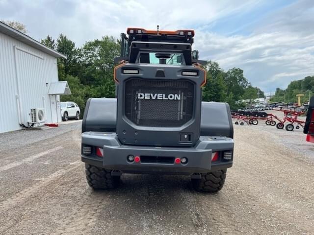 Image of Develon DL250-7 equipment image 3