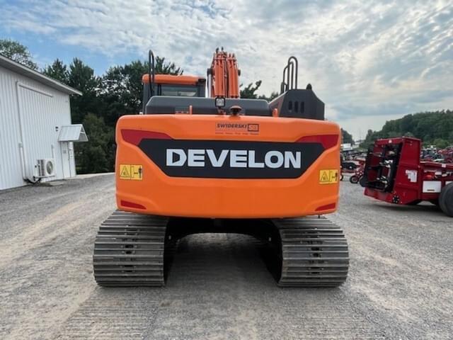 Image of Develon DX180LC-5 equipment image 3