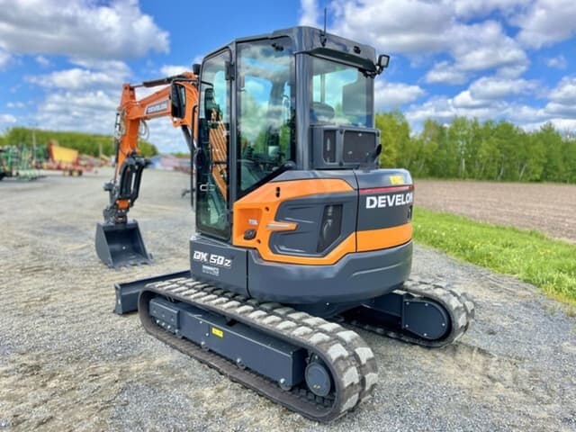 Image of Develon DX50Z-7 equipment image 4