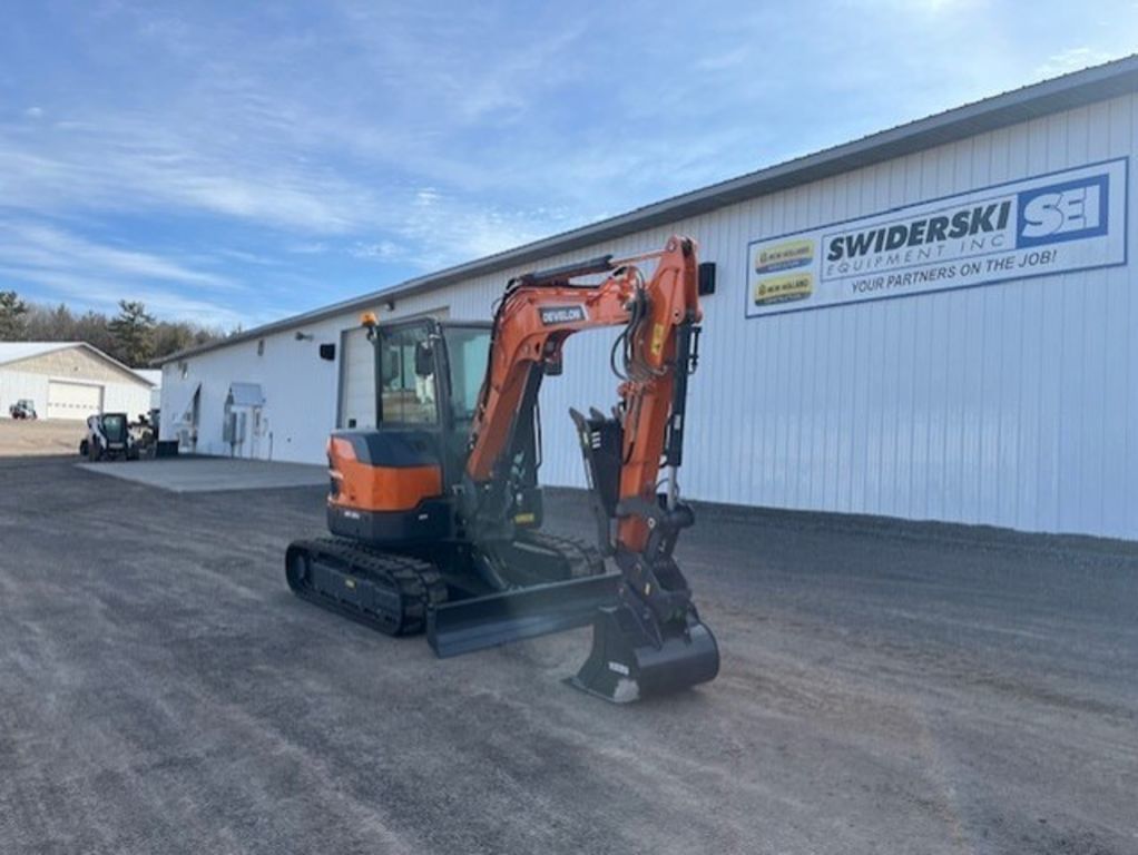 2025 Develon DX50Z-7 Equipment Image0