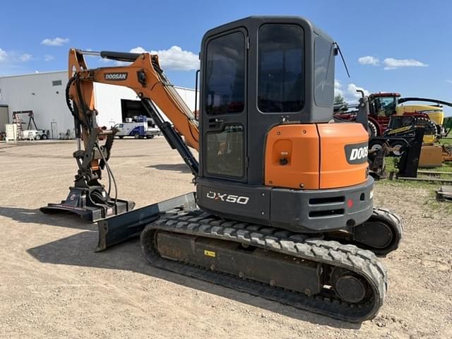 Image of  Doosan DX50 equipment image 3