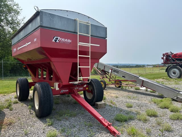 Image of E-Z Trail 500 equipment image 3