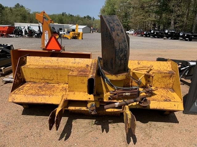 Image of Erskine Snowblower equipment image 1