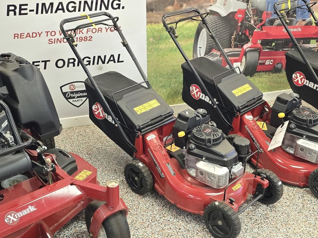 Exmark X Series Equipment Image0