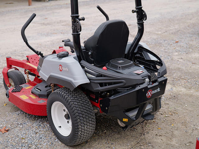 Image of Exmark Radius equipment image 3