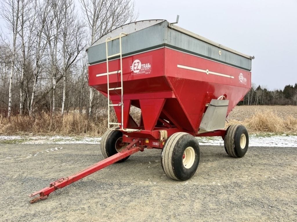 2008 E-Z Trail 500 Equipment Image0