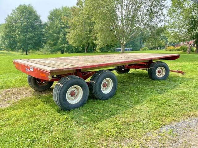 Image of E-Z Trail Bale Wagon equipment image 4