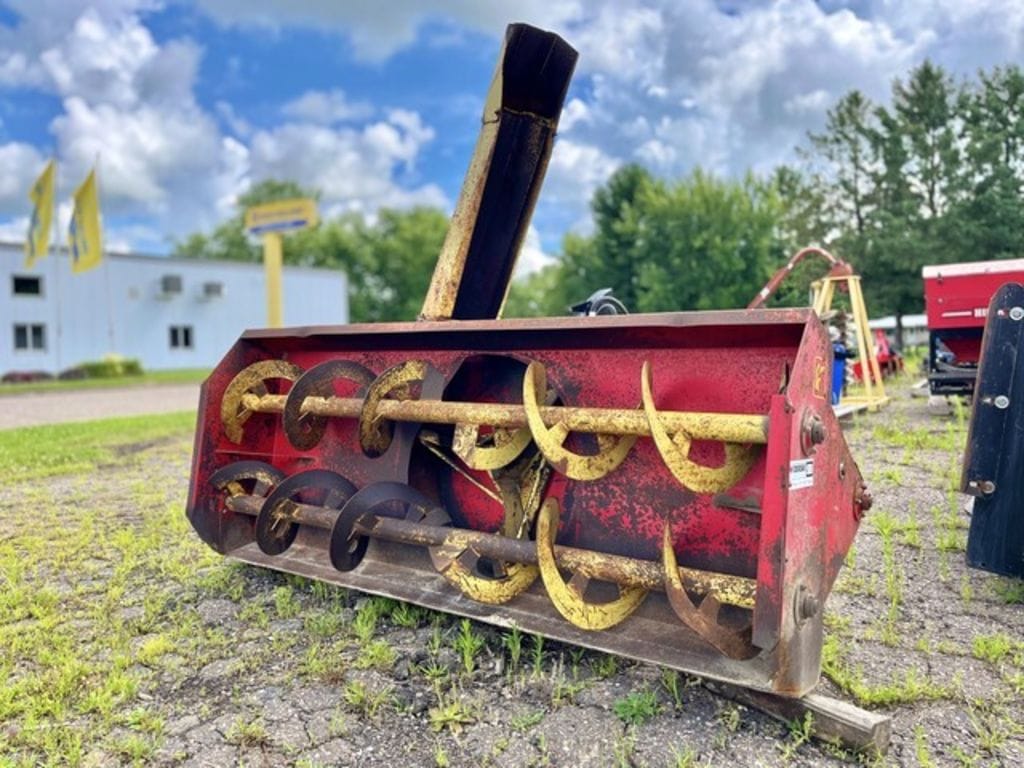 Farm King 960 Equipment Image0