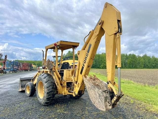 Image of Ford 555D equipment image 4