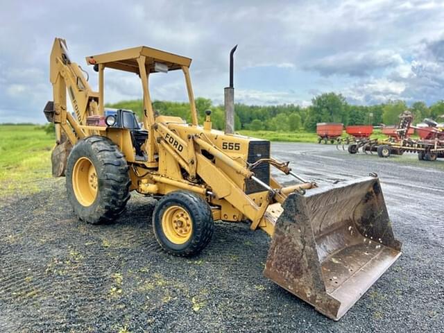 Image of Ford 555D equipment image 1