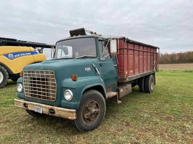 Image of Ford Grain Truck equipment image 1