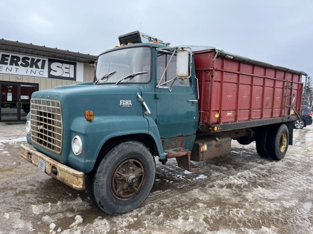 Ford Grain Truck Equipment Image0