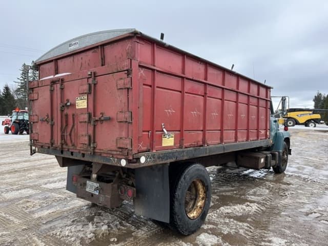 Image of Ford Grain Truck equipment image 4