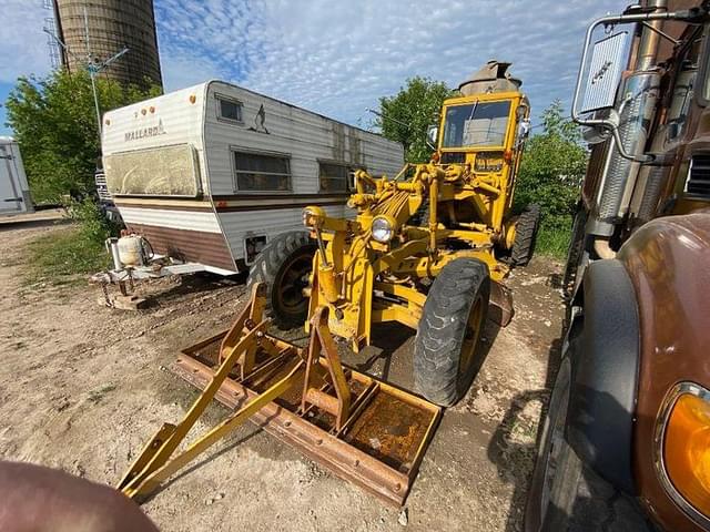 Image of Galion 303 equipment image 1