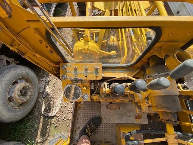 Image of Galion 303 equipment image 3