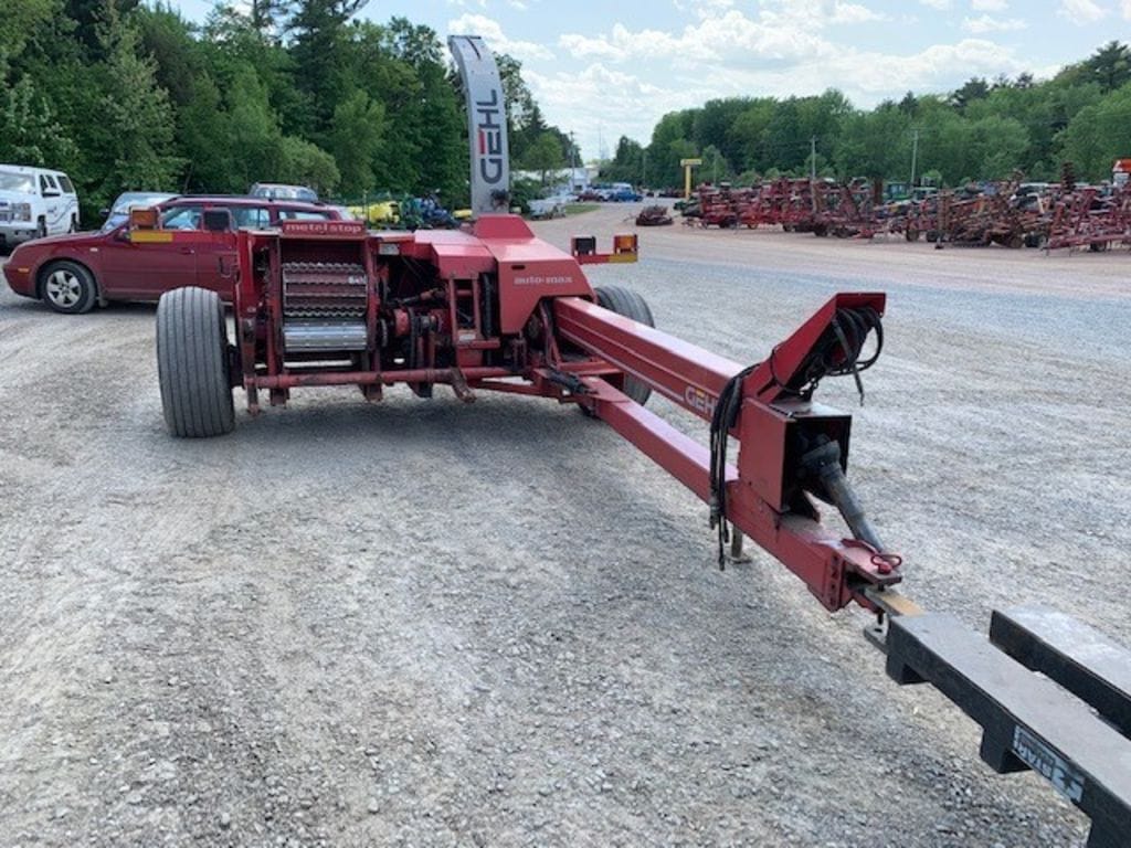 Main image Gehl 1085