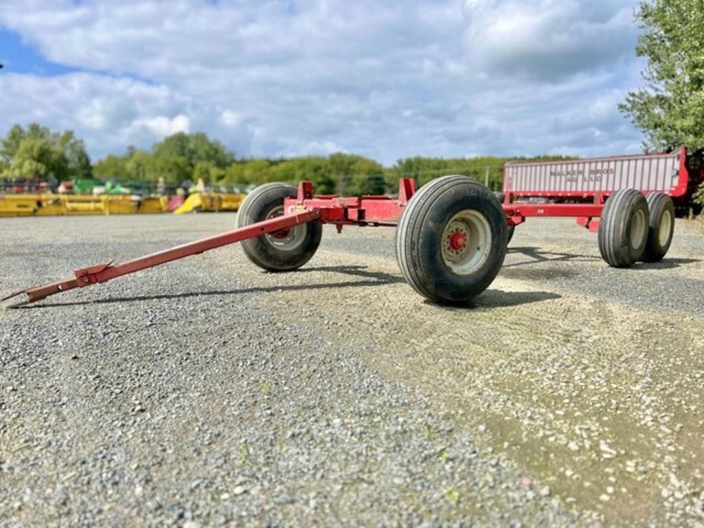 Gehl G1268 Equipment Image0