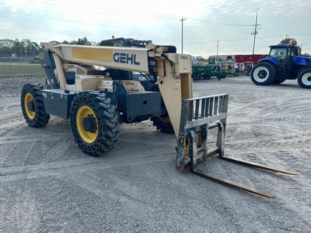 Image of Gehl RS6-42 equipment image 2