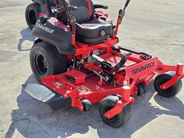 Image of Gravely Pro-Turn 160 equipment image 1