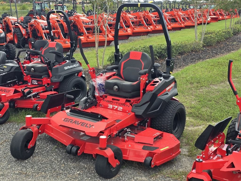 2025 Gravely Pro-Turn 372 Equipment Image0