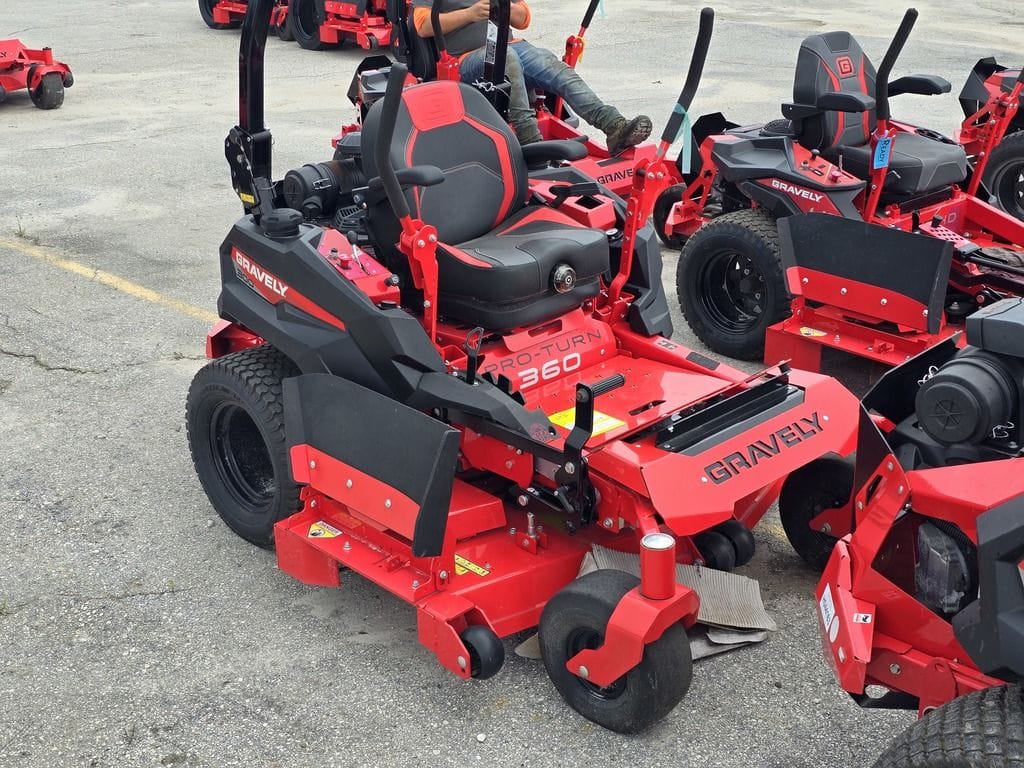 2023 Gravely Pro-Turn 360 Equipment Image0