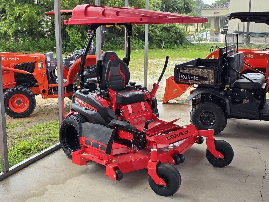 Image of Gravely Pro-Turn 672 Image 0