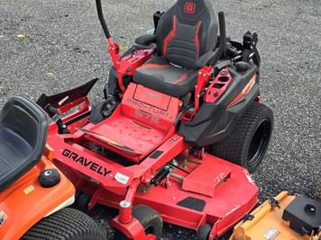 Main image Gravely Pro-Turn 672