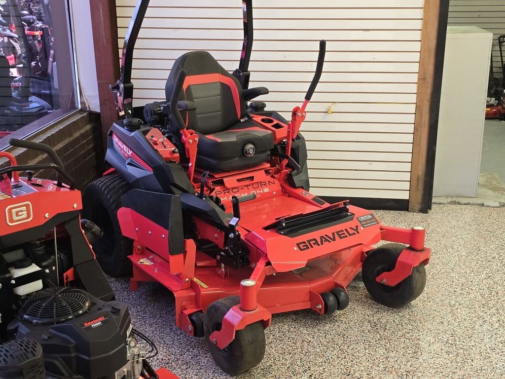 Image of Gravely Pro-Turn Mach One Image 1